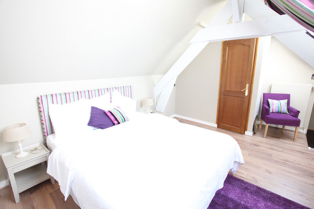 Saint Graal Bed and Breakfast Chamant Exterior foto