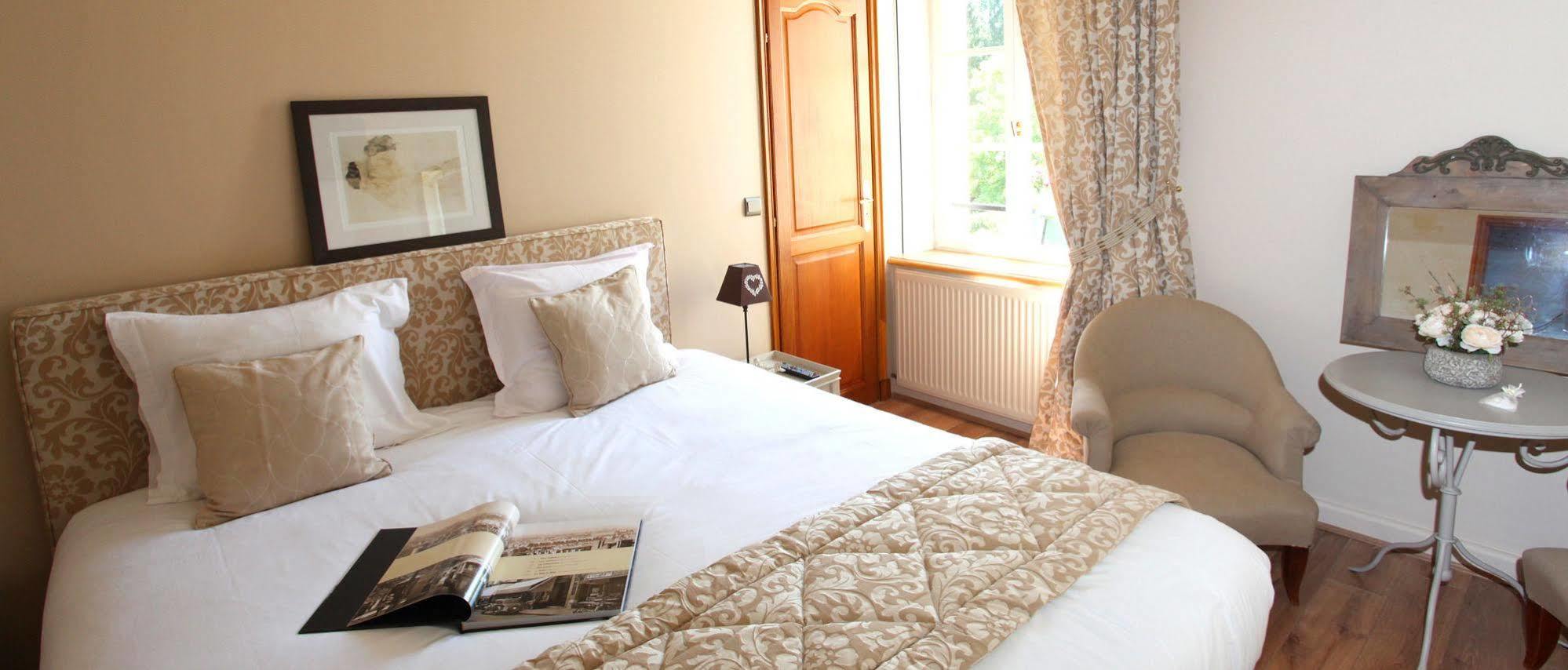 Saint Graal Bed and Breakfast Chamant Exterior foto