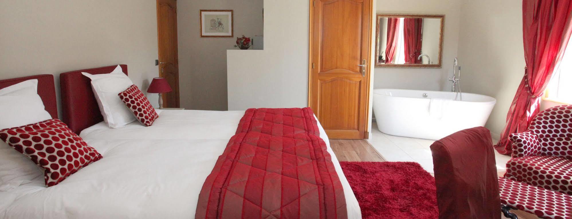Saint Graal Bed and Breakfast Chamant Exterior foto